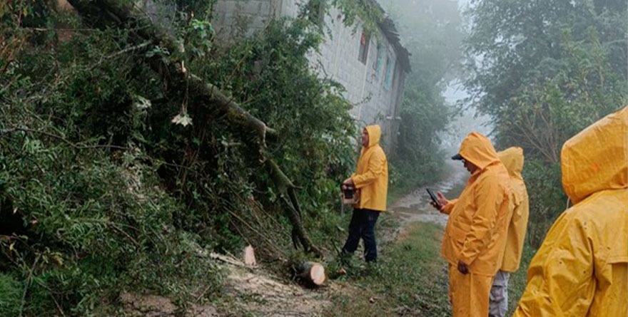 LLUVIAS CAUSAN ESTRAGOS