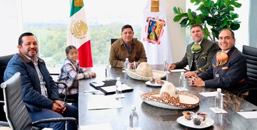 FIRMAN COMPROMISOS DE CITA CHARRA ANUAL