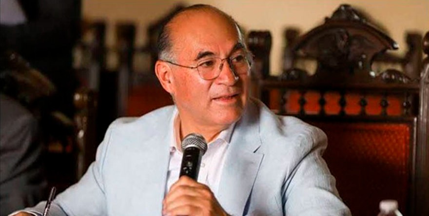 Galindo sube predial en la capital