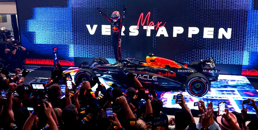 APROVECHA VERSTAPPEN DECISIONES DE MCLAREN Y GANA EN QATAR