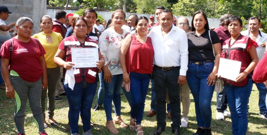 Incumplen con pago de salarios y no hay obras ni apoyos