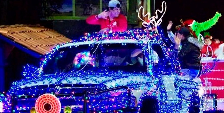 Rayón enciende la magia con su Caravana Navideña