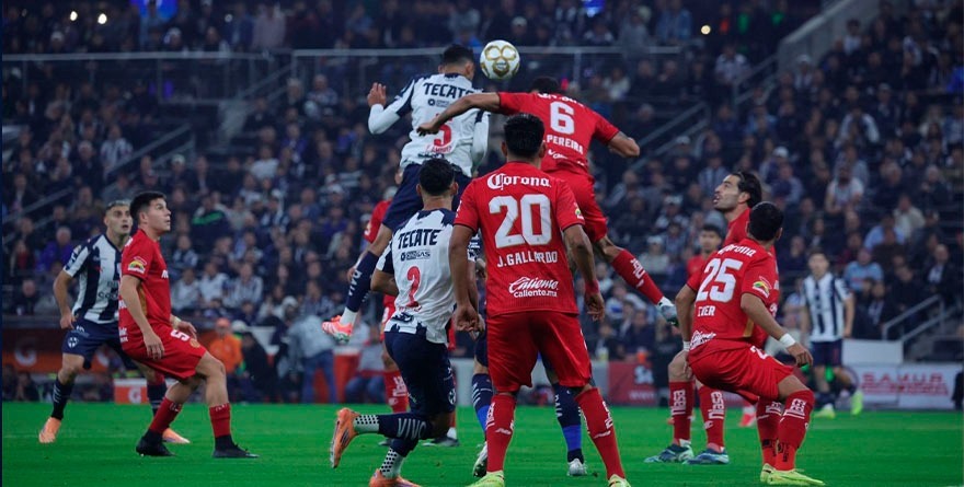 Berterame y ‘Mochis’ dan a Rayados esperanza de Final