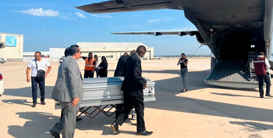 Repatriar duele… y también cuesta