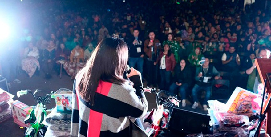 Enciende Pozos su Villa Navidad