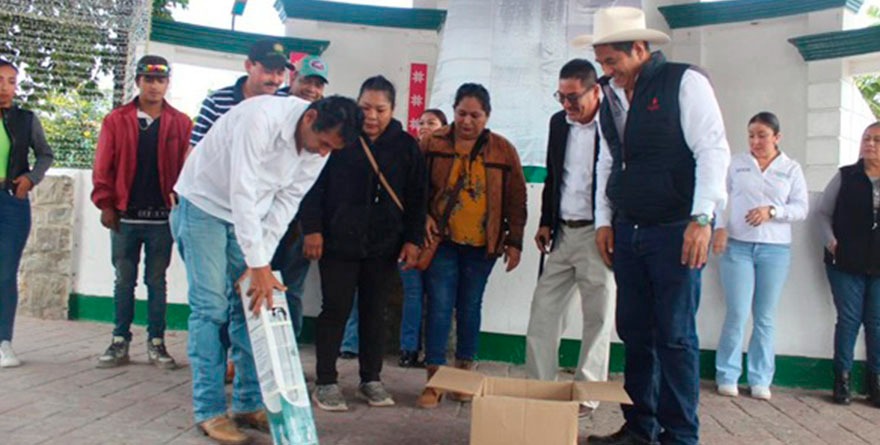Se acaba su mal; estrenan bomba