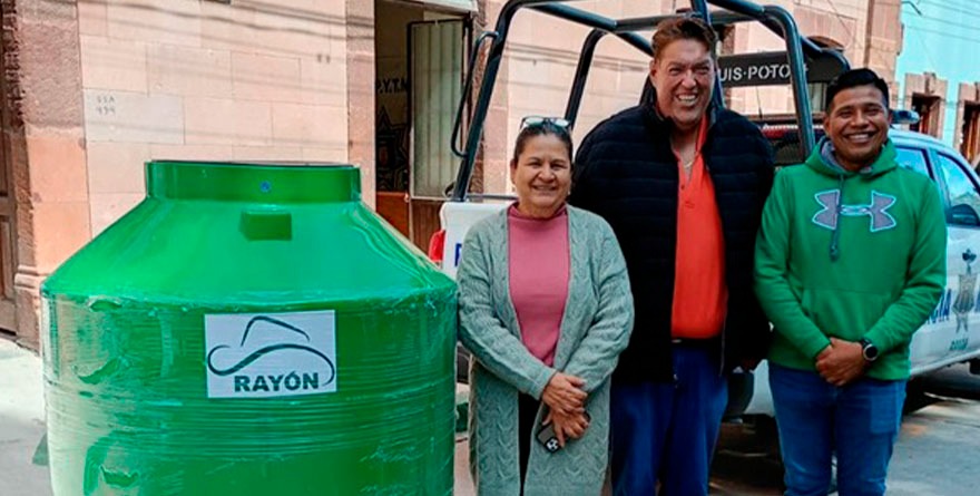 Tinaco para la primario en Rayón