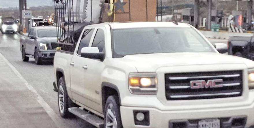 LA MIGRA HACE EL ‘ALTO’ A CARAVANA POTOSINA