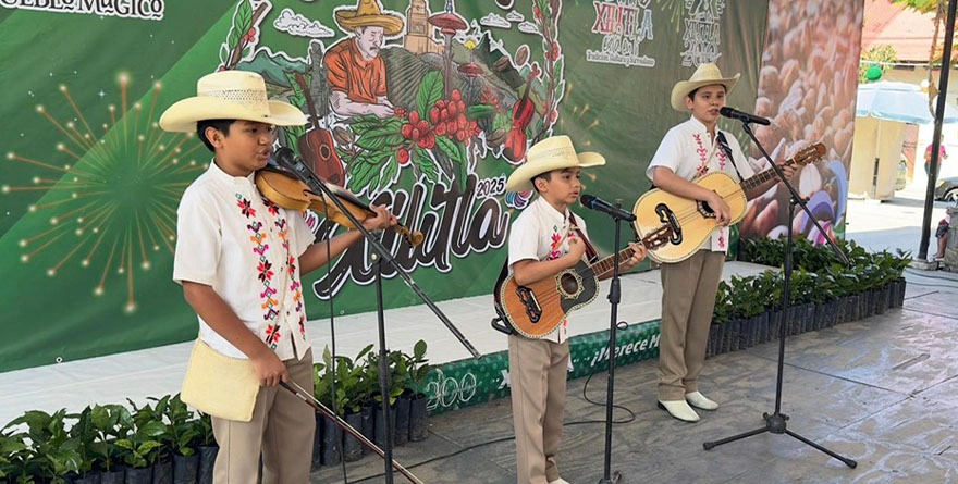 HUAPANGUEROS DESDE PEQUEÑOS