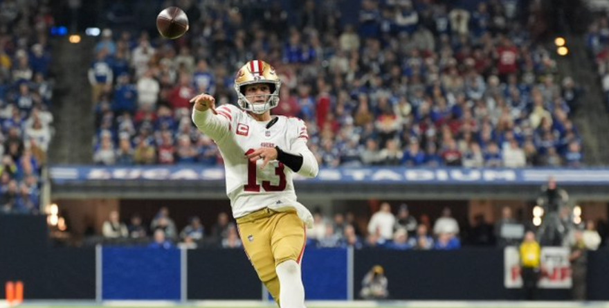 BROCK PURDY SE ROBÓ LA NOCHE.