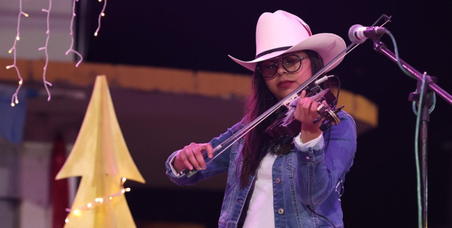 Cerritos vibra al ritmo huasteco