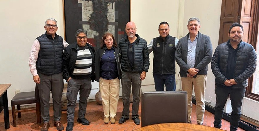 EQUIPO POR LA CULTURA