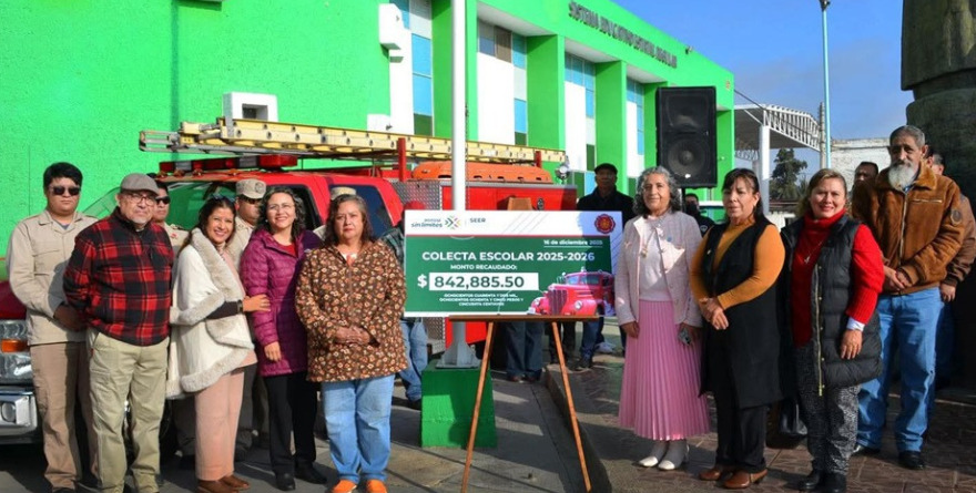 Entregan 842 mil a Bomberos por Colecta