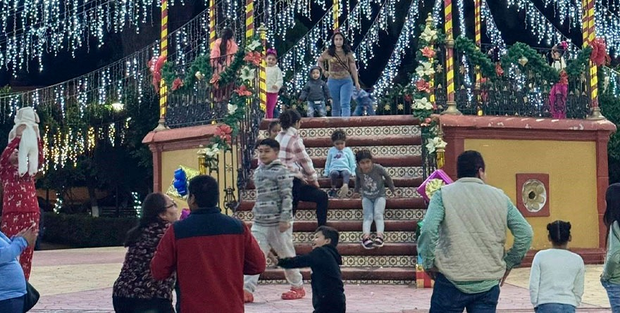 Villa de Juárez prende las fiestas