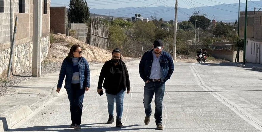 Gobierno estatal supervisa obra en charcas