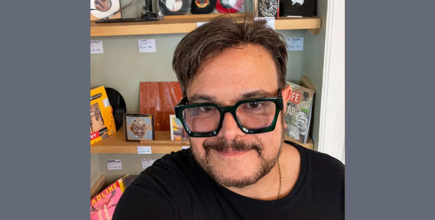Aleks Syntek reaparece y explica por qué estuvo en rehabilitación