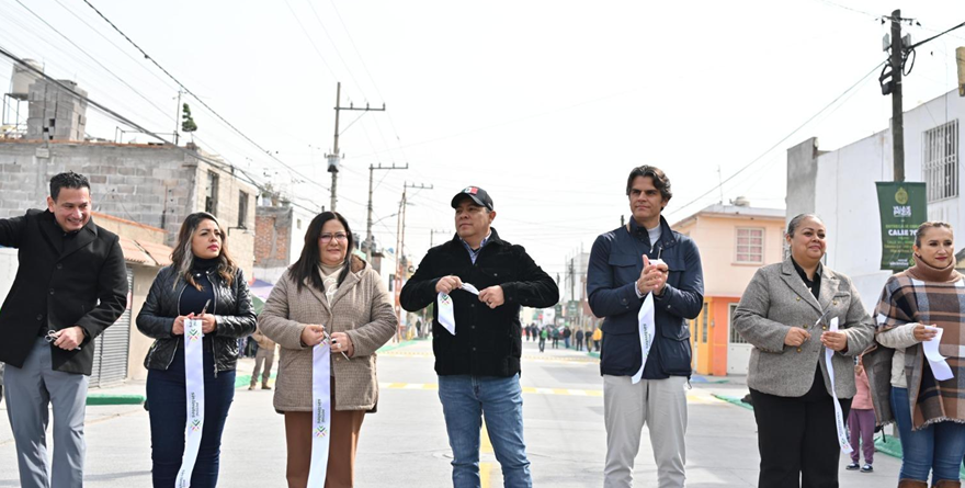 Renueva gobierno  Estatal la calle 70