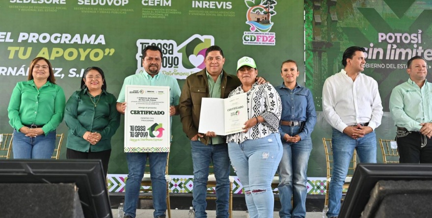 Familias acceden a lotes gratuitos en 2026