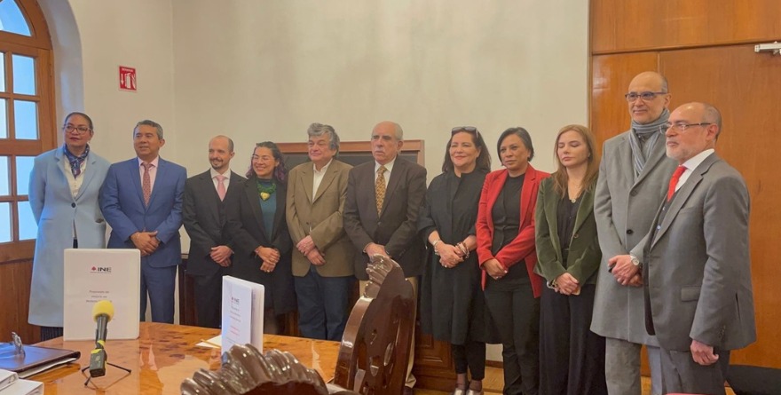 PIDE EL INE AUTONOMÍA Y FONDOS; SE LOS NIEGAN