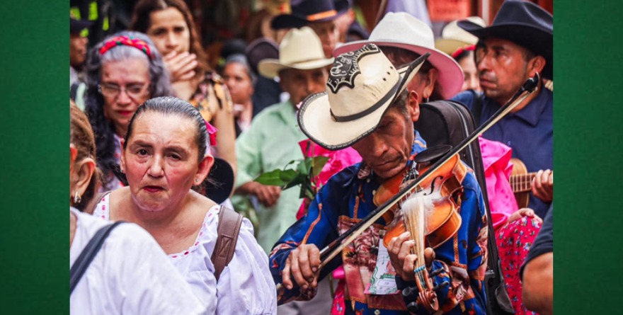 Huapango busca Récord Guinness