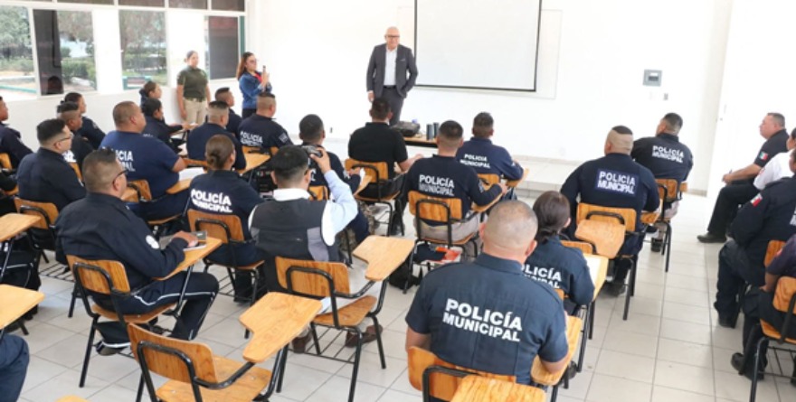 Respaldan fortalecer la formación policial