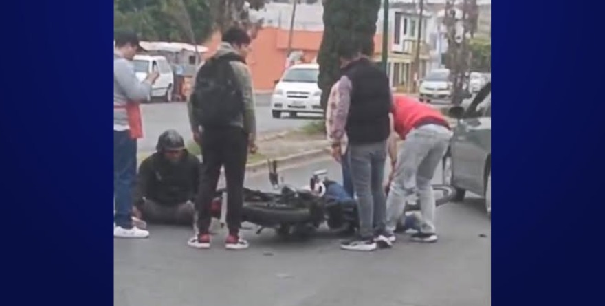 Accidente frente al Panteón Españita