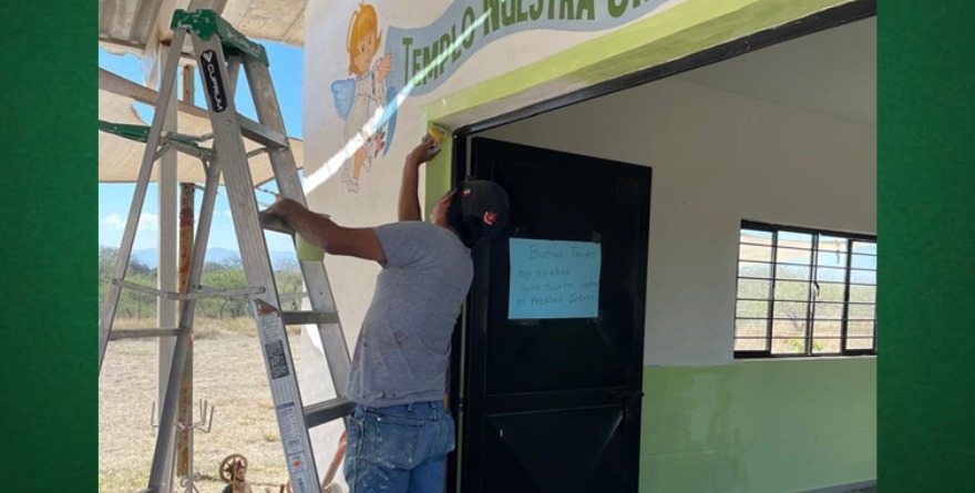 Mejoran capilla en Rioverde