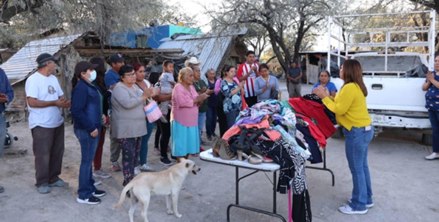 Recorren sector popular con jornada solidaria