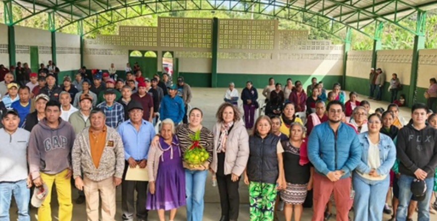 Axtla lleva salud a comunidades