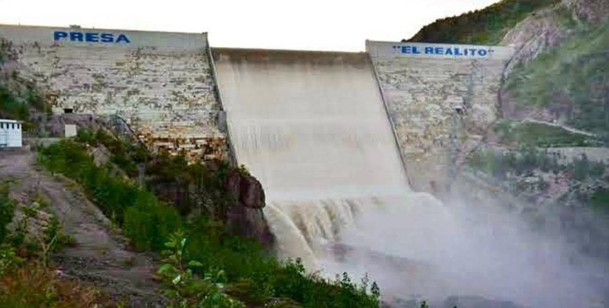 Nueva falla en “El Realito” afecta a 30 colonias del sur