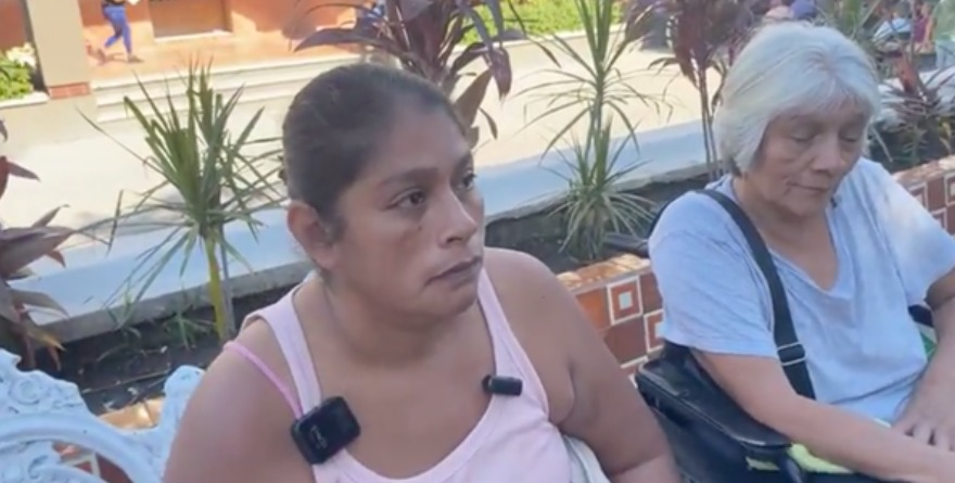 Escuela abandona a Alejandra