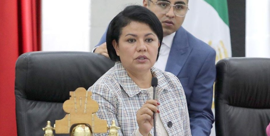 Impulsan adopción con reforma constitucional