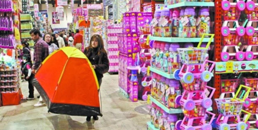 La noche donde camina la magia