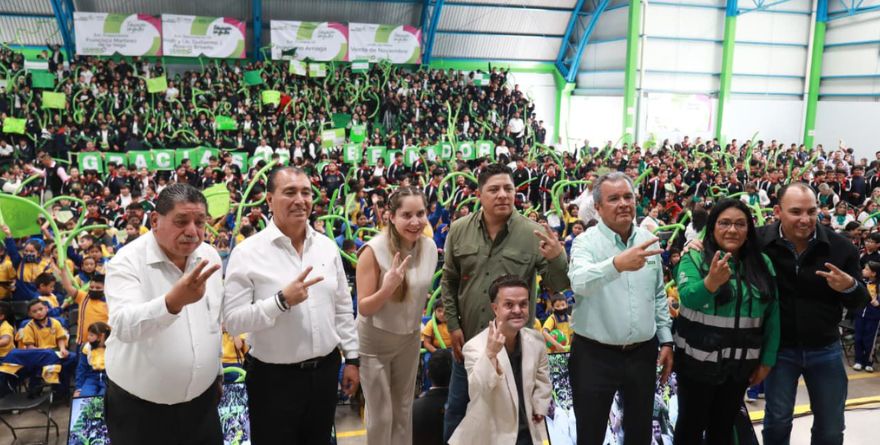 GALLARDO PROTEGE A ESTUDIANTES CON SEGURO MÉDICO