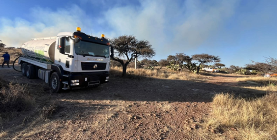 Envían 60 mil litros de agua para apoyó contra incendios