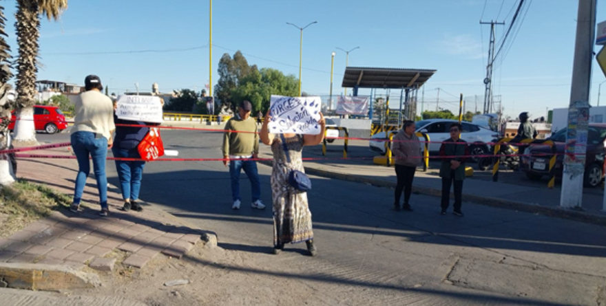 San Felipe estalla contra Interapas