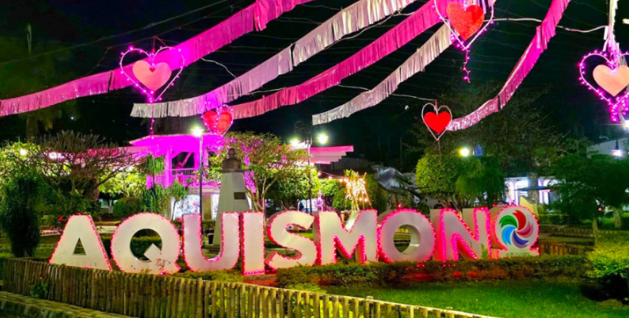 Aquismón se viste de rosa para celebrar el mes del amor y la amistad