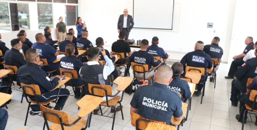 Urgen dignidad laboral de policías municipales