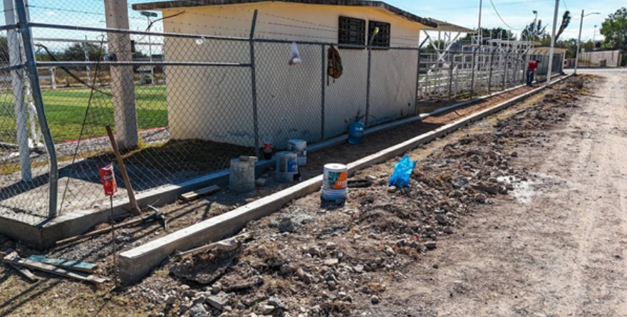 Renovación de cancha en Villa Juárez