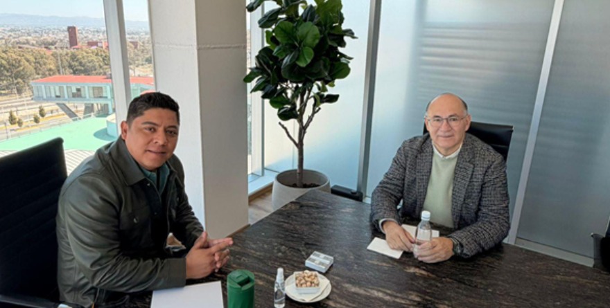 Hacen equipo para 2 megaproyectos