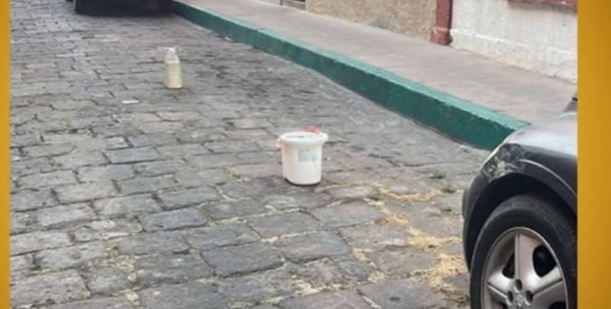 ¿Reservación VIP en vía pública?