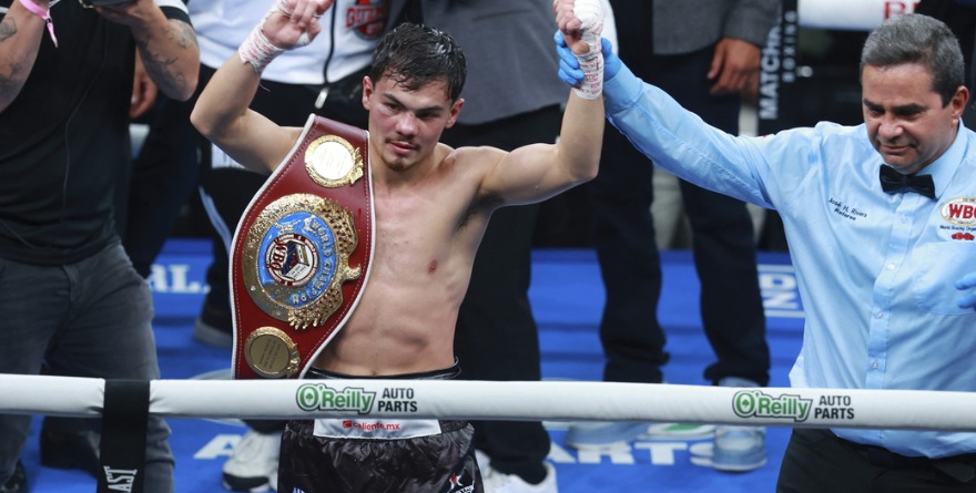 CHISPA MEDINA DEFENDIÓ SU CORONA EN 12 ROUNDS