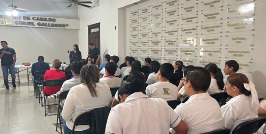 Fortalecen salud juvenil en Valles