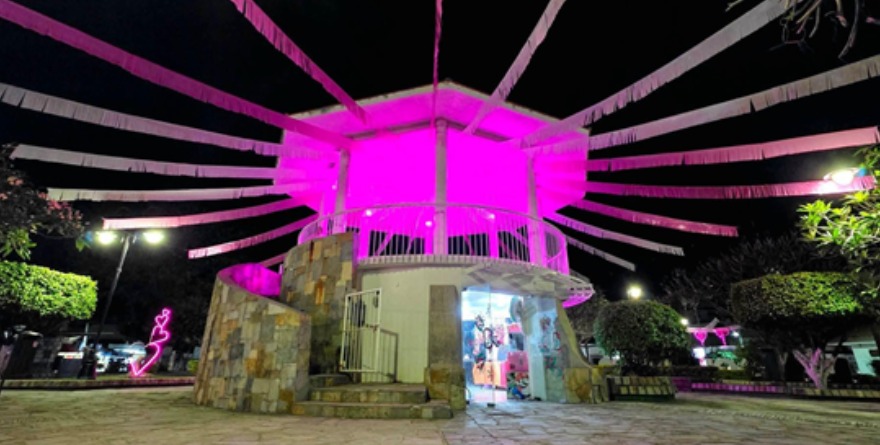 Aquismón celebra amor y amistad