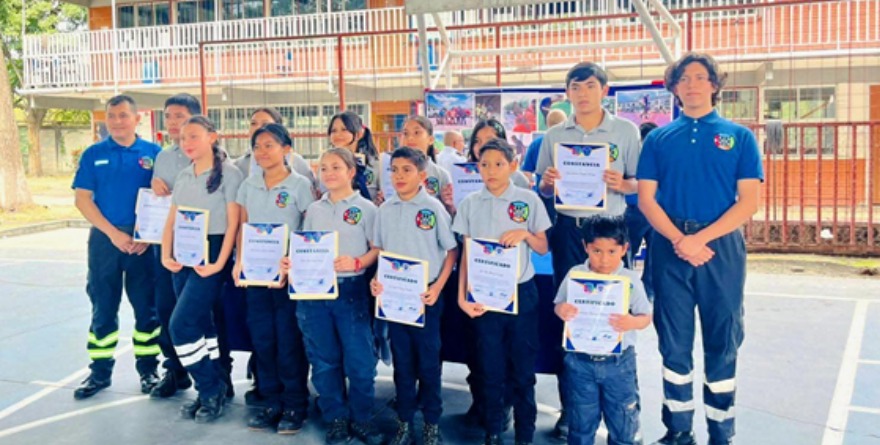 Reconocen formación de jóvenes brigadistas