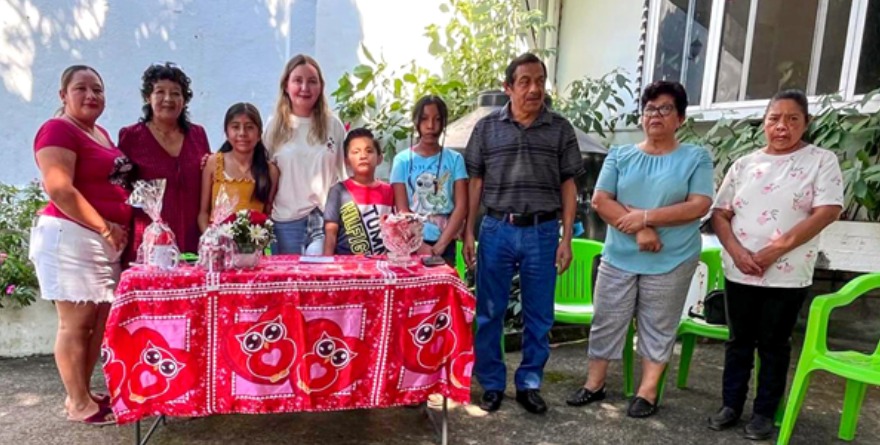 Fortalecen con cartas el valor de la amistad