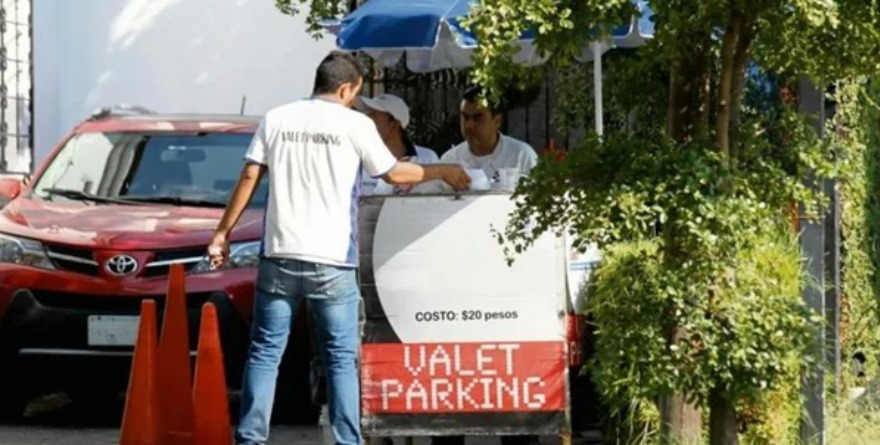 Van por regulación del valet parking en SLP