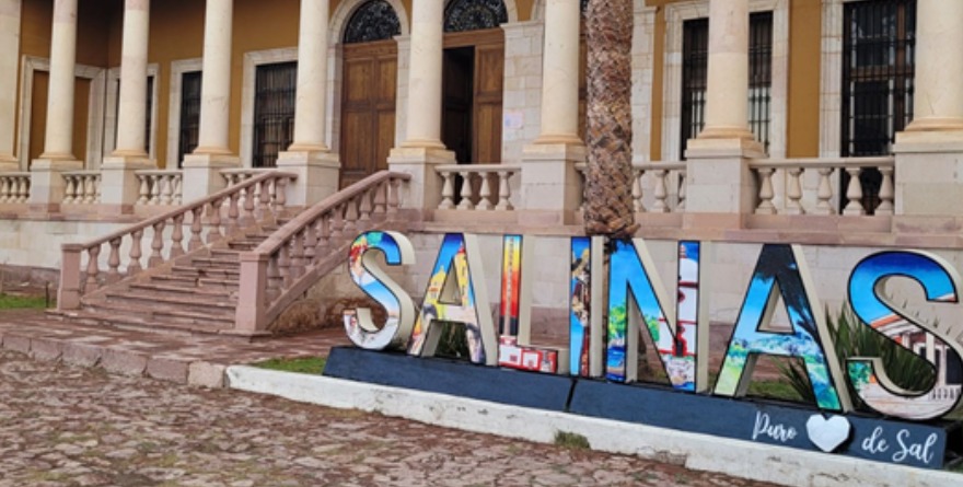 Inauguración de Exposiciones Culturales en Salinas