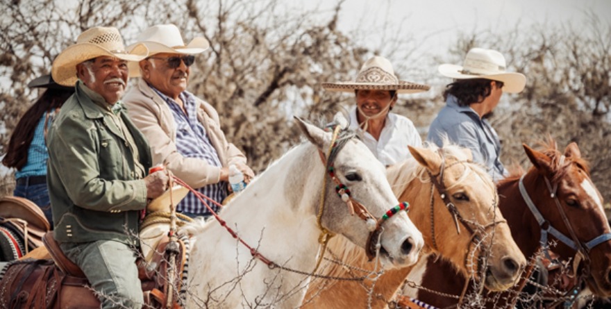 Hermandad a caballo en Moctezuma