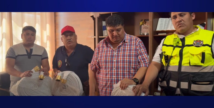 Bomberos reciben nuevo equipo